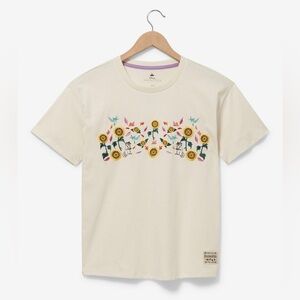 Disney Pocahontas Meeko and Flit Floral Tshirt - Womens Size Large